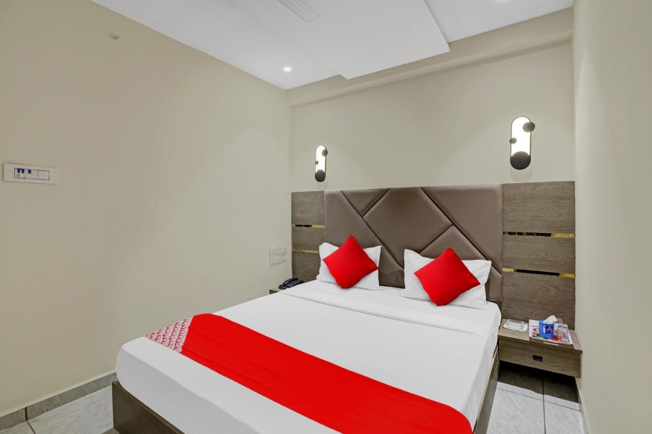 Hotel O Shree Palace Utran Екстер'єр фото